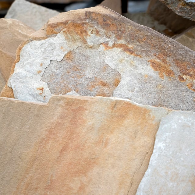 Crazy Horse Select flagstone in bulk at rock yard