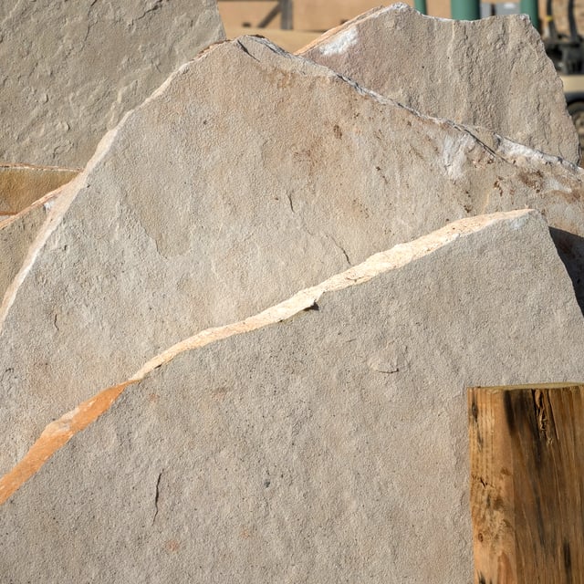 Arizona Classic Oak select flagstone in bulk at rock yard