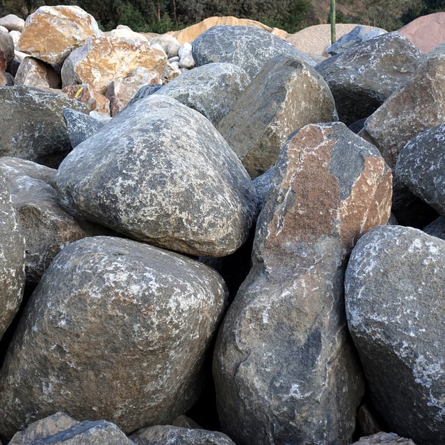 Smoke Gray landscape boulders in rock yard